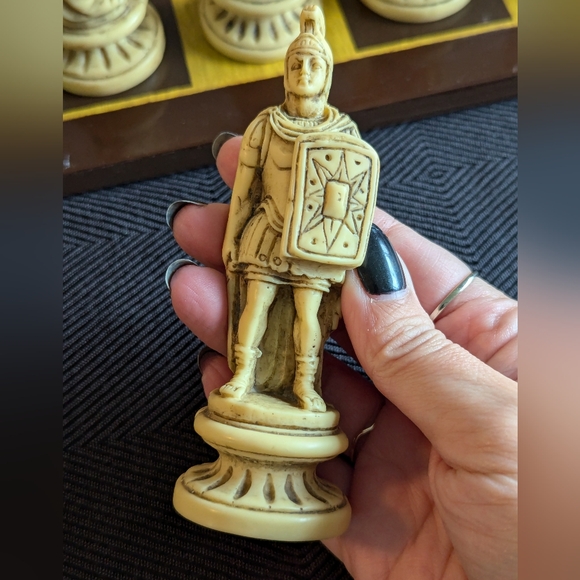 Carved Bone Chess Set From Italy - Picture 9 of 10